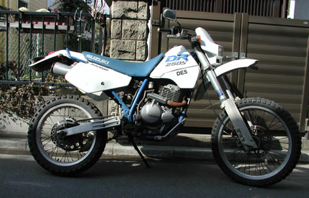 GINGER掲載商品】-SUZUKI スズキ DR250S SJ41A フロント •ホイール フォーク ドラム ブレーキ 三つ又 トップブリッジ  ワイヤー - educationpolicynetwork.eu